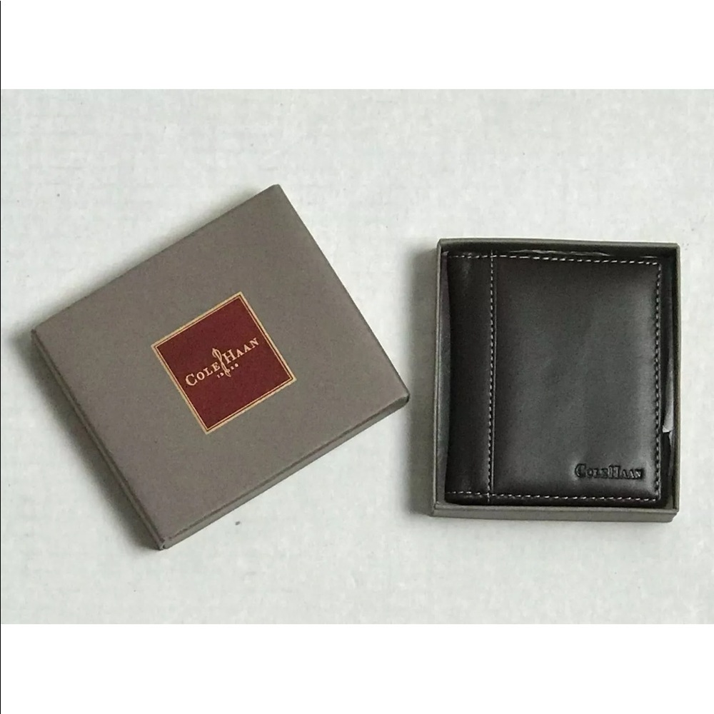Cole Haan Wallet Leather Bifold Brown ID Holder